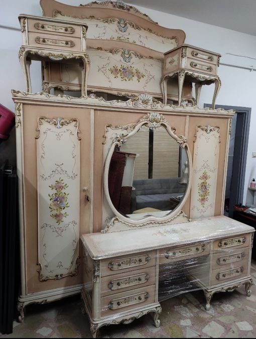 Antika yatak odası takımı