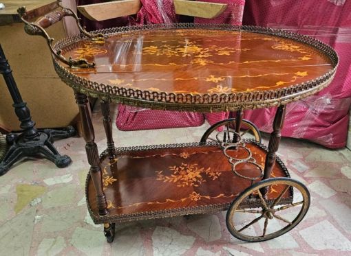 Antika Alanlar  Servis Arabası